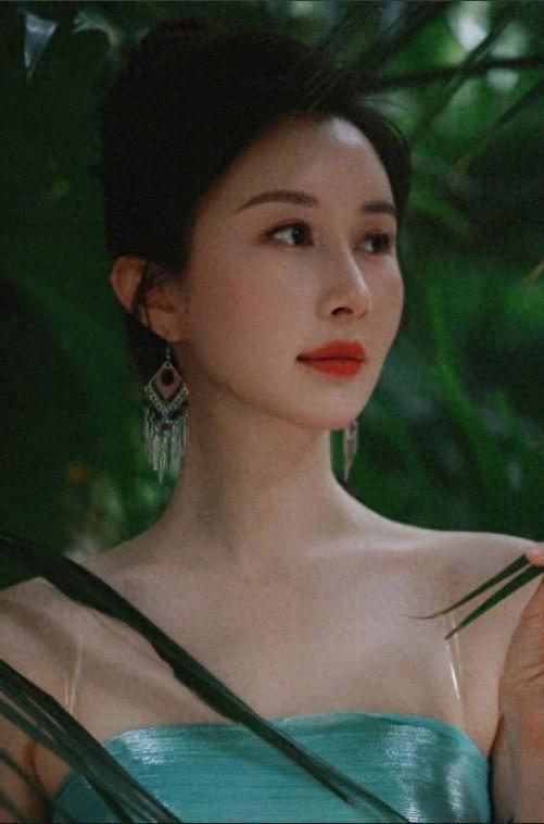 盈股网在线 短暂走红高开低走！3位曾顶流明星如今“查无此人”